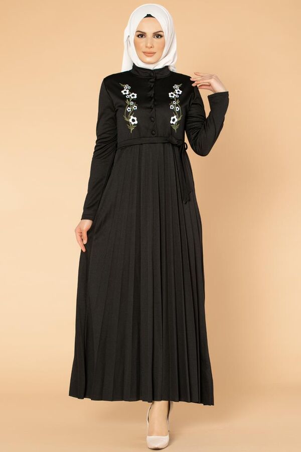 Baskı Düğmeli Nakışlı Tesettür Elbise-1696 Siyah