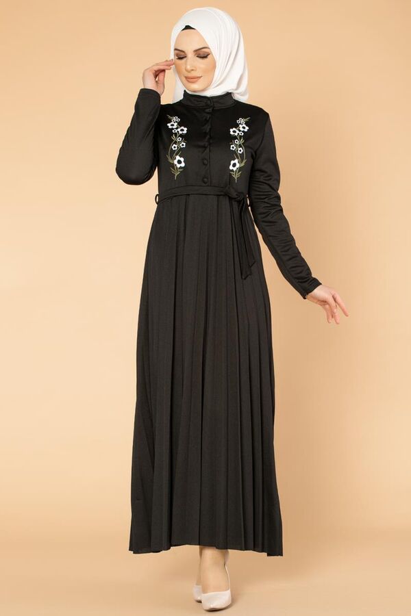 Baskı Düğmeli Nakışlı Tesettür Elbise-1696 Siyah