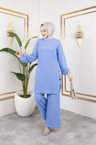 Düğme Detaylı Bürümcük Kumaş Tesettür Takım-3153 Bebe mavisi - Thumbnail