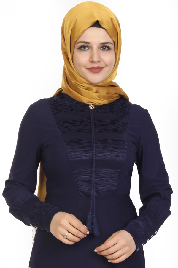 Kolları Sık Düğmeli Broşlu Elbise-mor0078