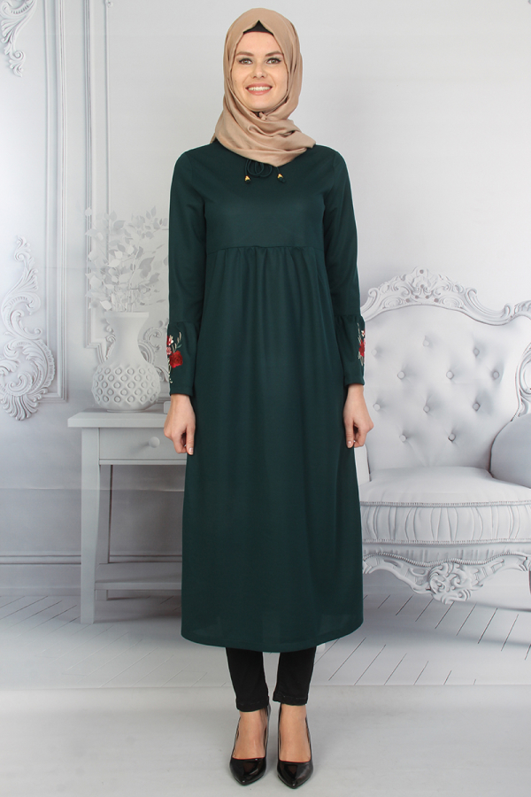 Kolları Volanlı Nakış İşlemeli Tunik Yeşil-ZRD1181