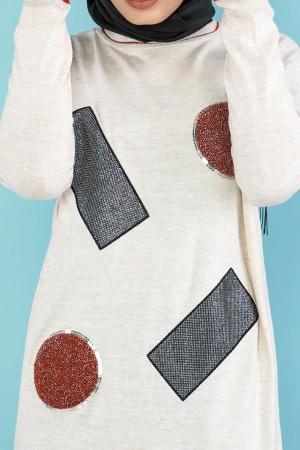 Pul Detay Küçük Yırtmaçlı Triko Elbise-3300 Krem