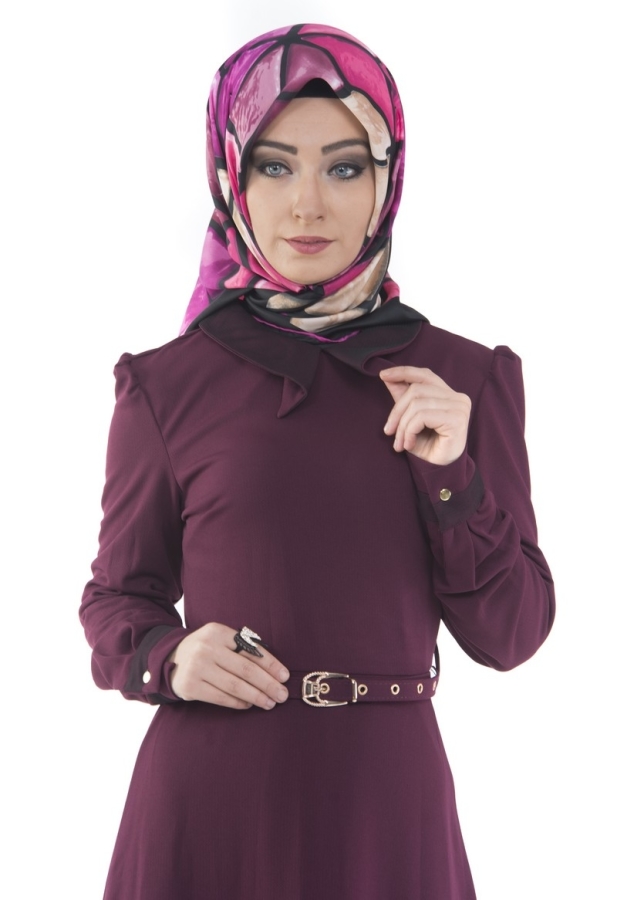 Yaka Ve Sırt Detaylı Kemerli Elbise Mürdüm-4051